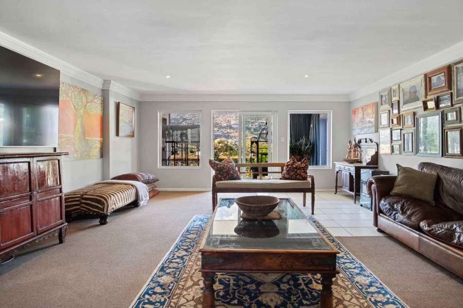 4 Bedroom Property for Sale in Oakhurst Estate Western Cape